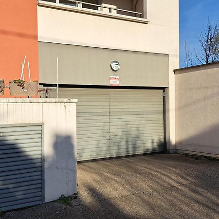 Appartement Cosy 3 Pieces Avec Garage Privatif Saint-Priest  Esterno foto