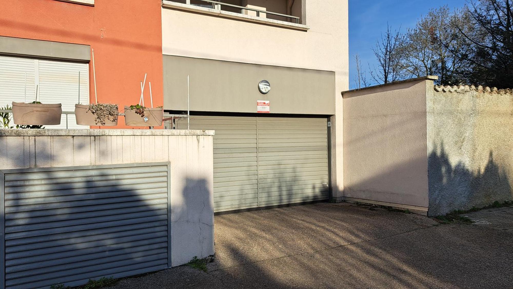 Appartement Cosy 3 Pieces Avec Garage Privatif Saint-Priest  Esterno foto